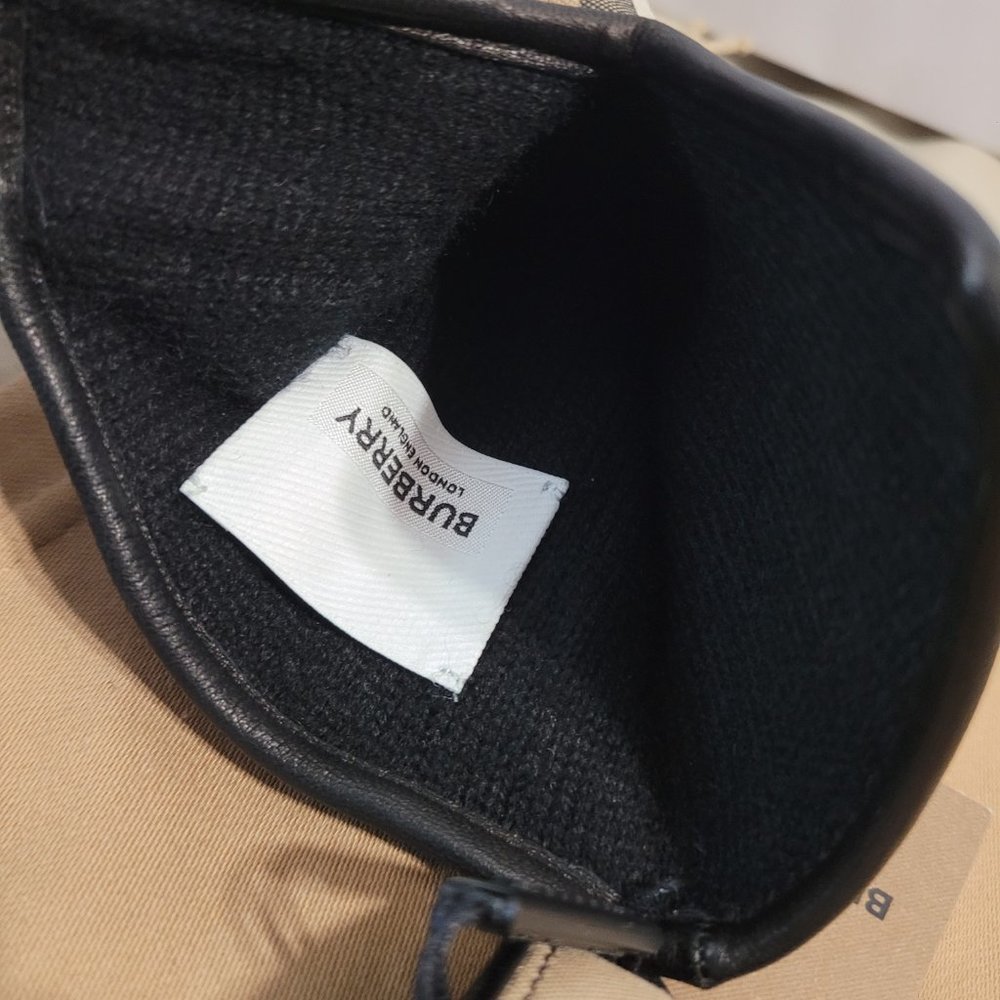 Burberry Uni Leather Gloves - Picture 4 of 4